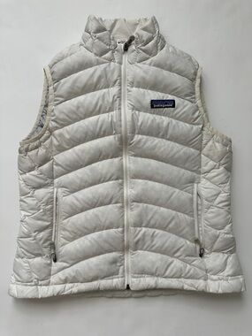 Patagonia Women's Cream Quilted Down Vest